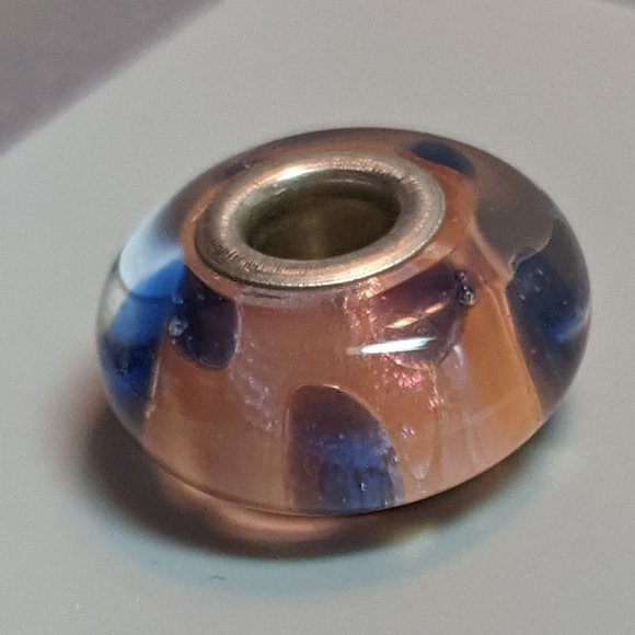 Chamelia glass/silver charm - Picture 3 of 3